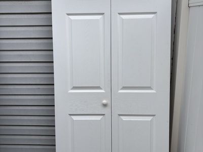 Bi-Fold Closet Door For 3 Foot Closet
