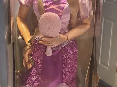 Disney Rapunzel 32" doll