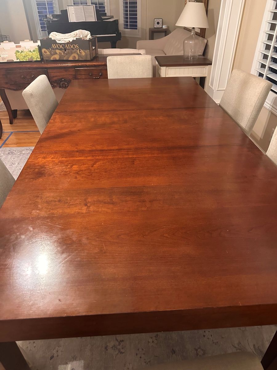 Lightly used Dining Room Table