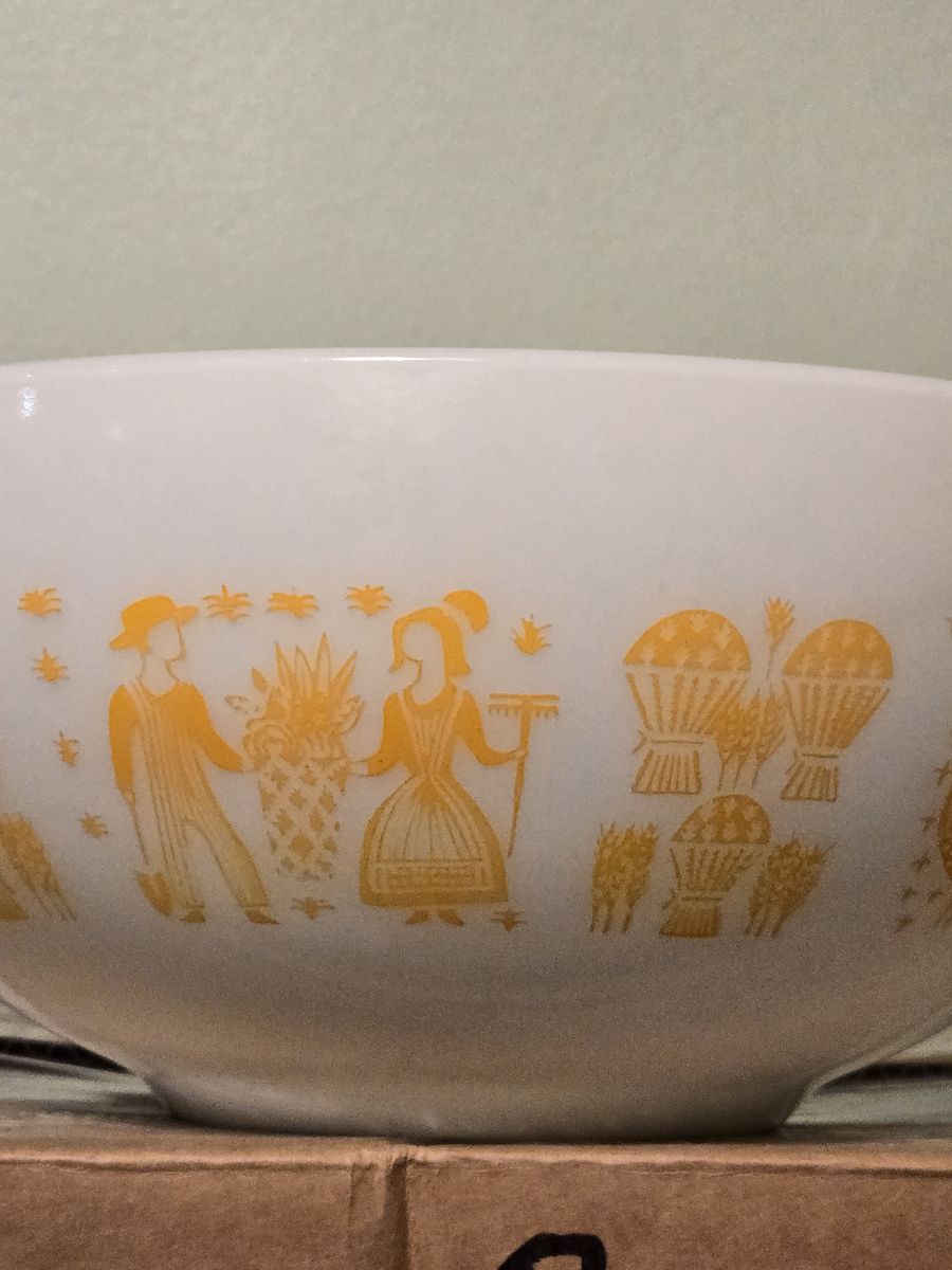 Vintage Rare Pyrex Pumpkin Orange Butterprint Cinderella Bowl