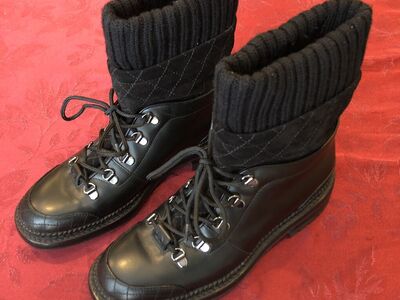 Chanel CC Womans Combat Boots sz 40 9 9.5