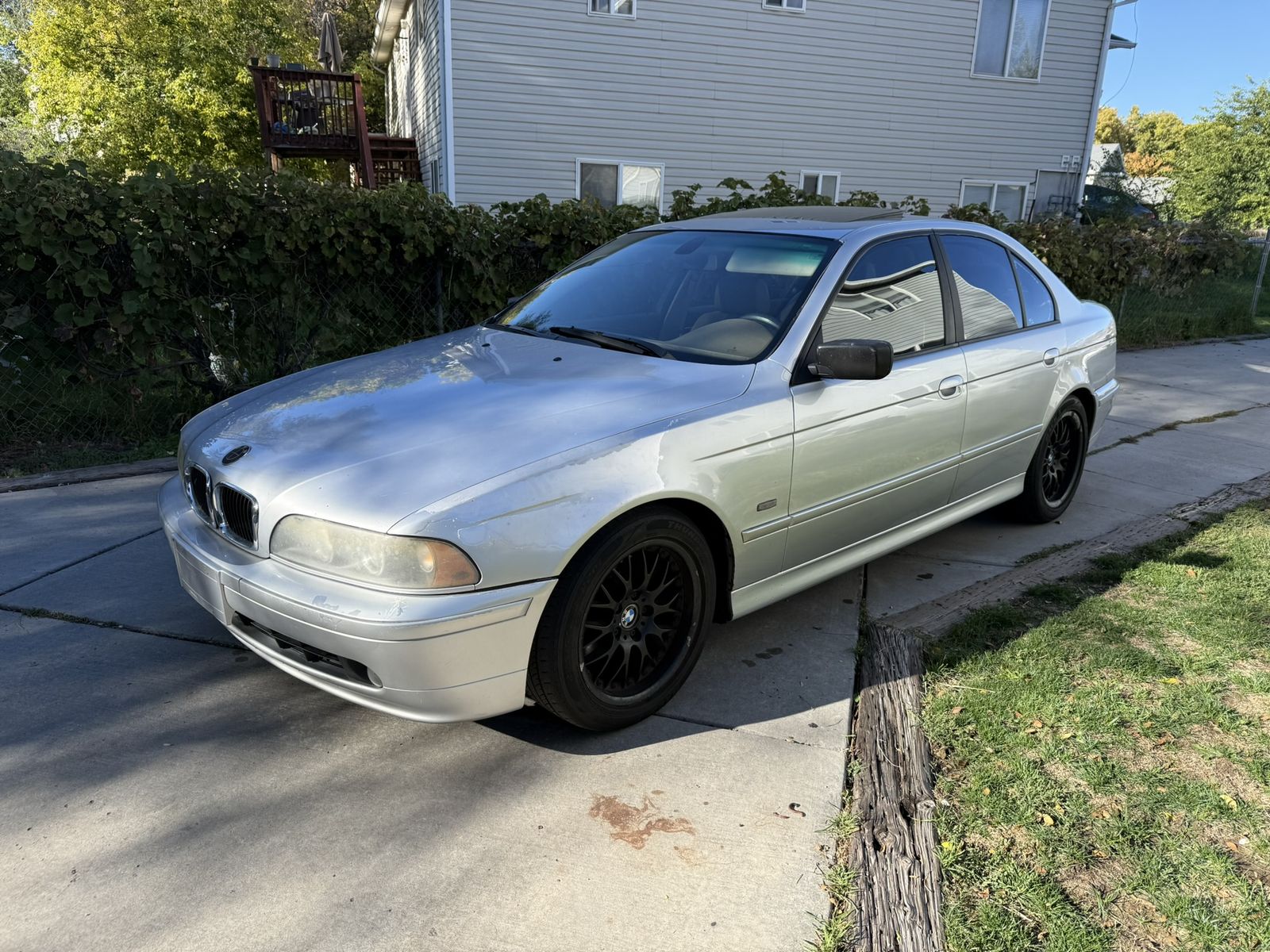 2003 BMW 5 530i