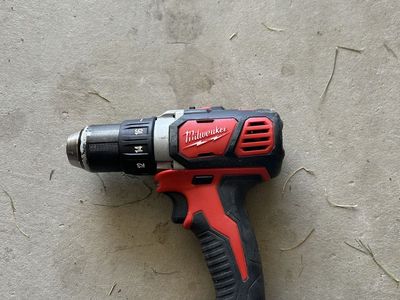 Milwaukee 1/2" Drill/Driver with battery