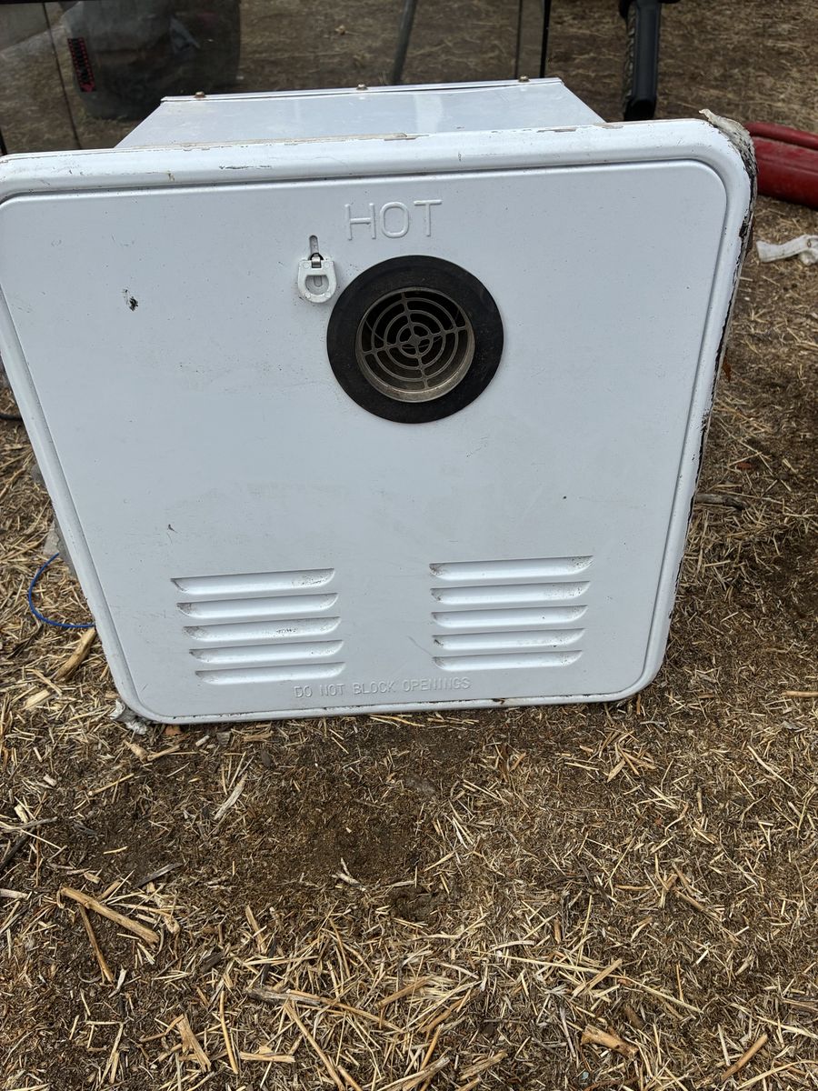 Tankless rv water heater 