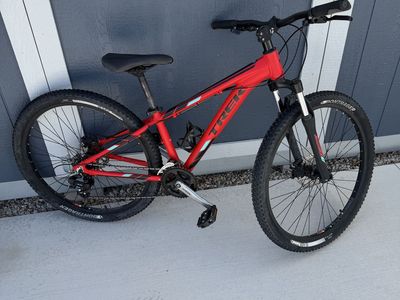 Trek Marlin 5 Size Small, Hardtail