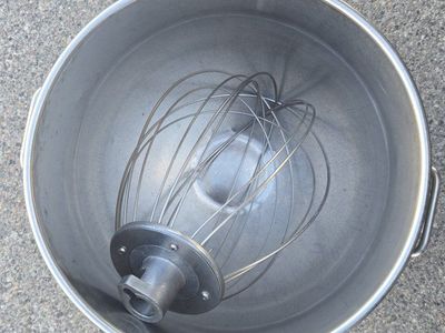 Commercial Grade SUS 304 Stainless Steel Mixer Bowl - 16" Diameter, Durable & Heavy Duty