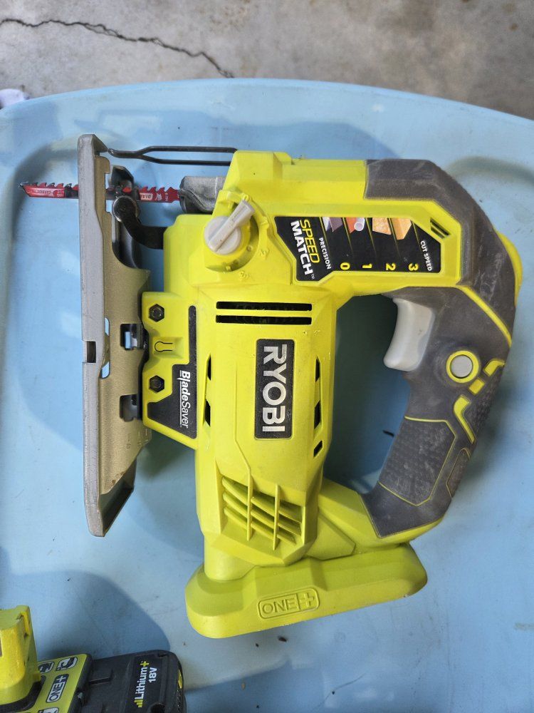 Ryobi P5231 ONE+ 18V Cordless Orbital Jigsaw with SpeedMatch and BladeSaver - Tool Only