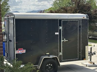 Enclosed Utility Trailer & Vehicle For Rent