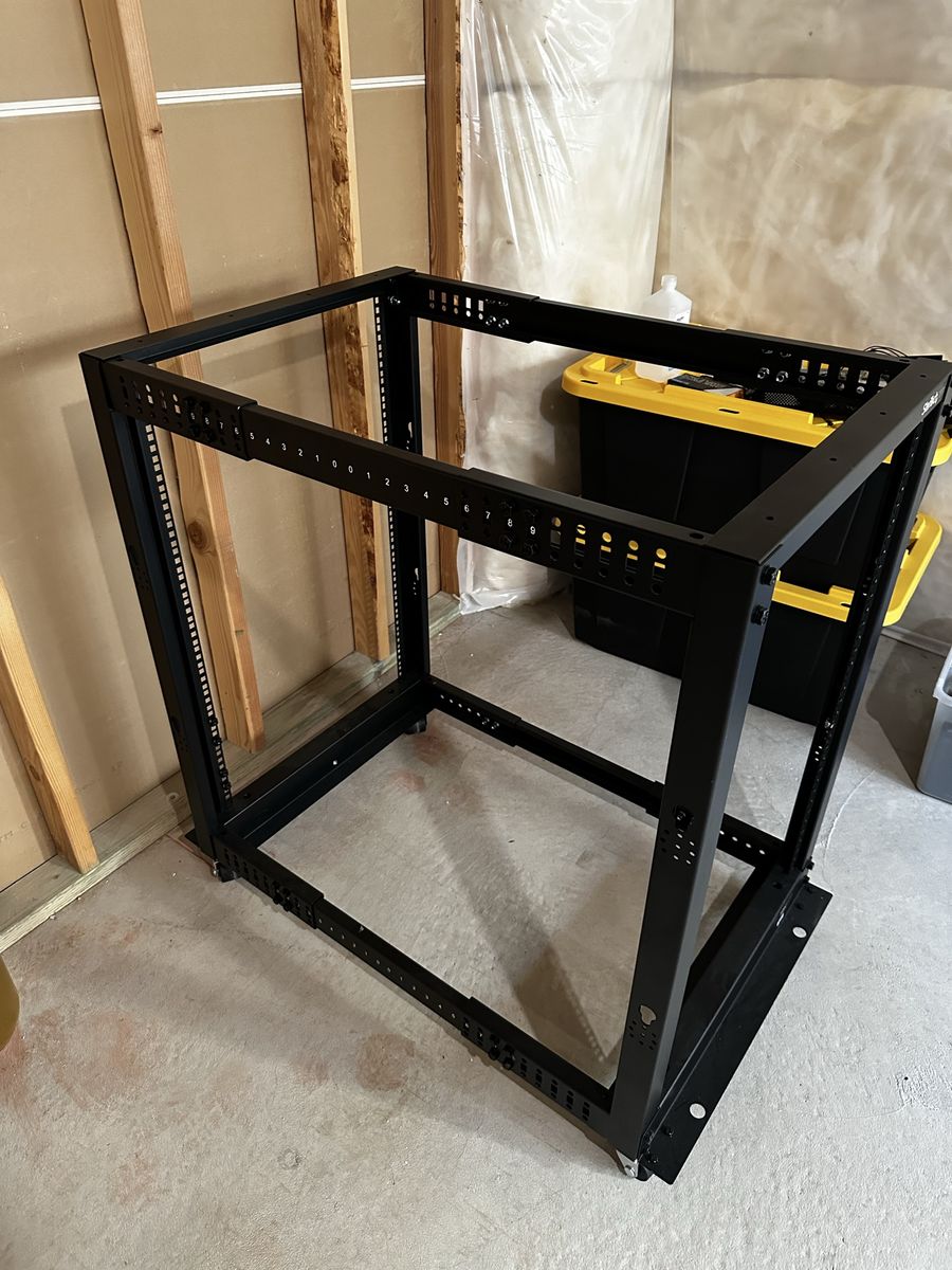 Startech 4 Post 18U Rack