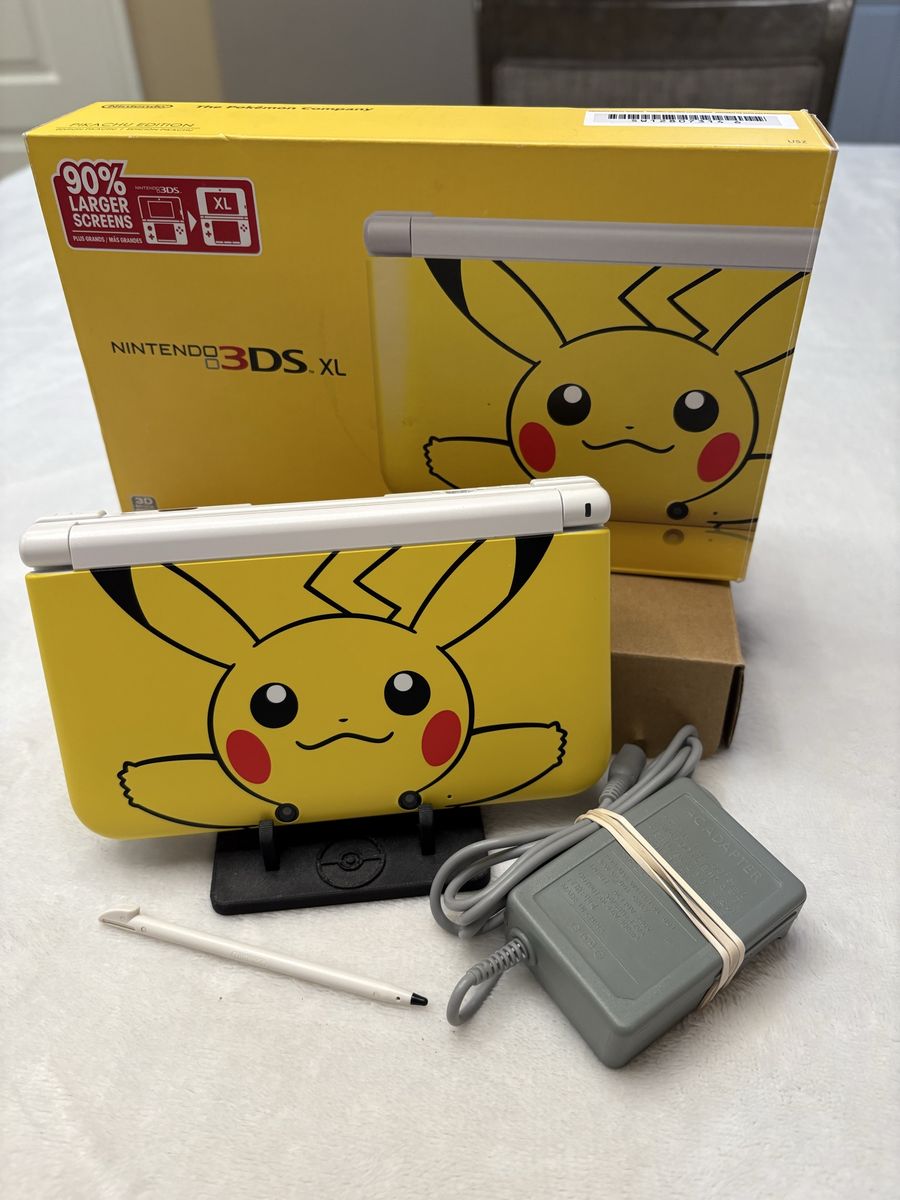 3DS XL Pikachu Edition Console