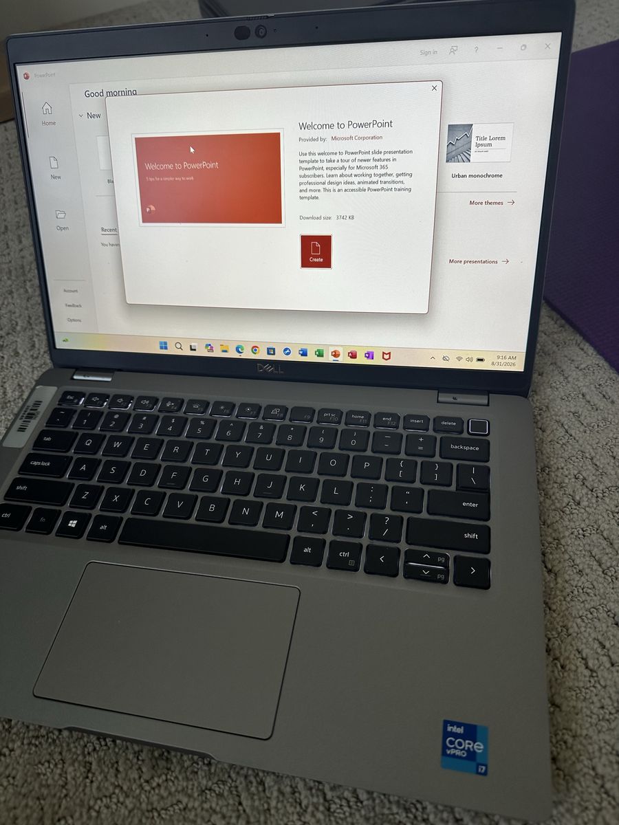 Dell Touch Laptop i7 Core 11th Gen 32 GB RAM 1 TB SSD Maxout