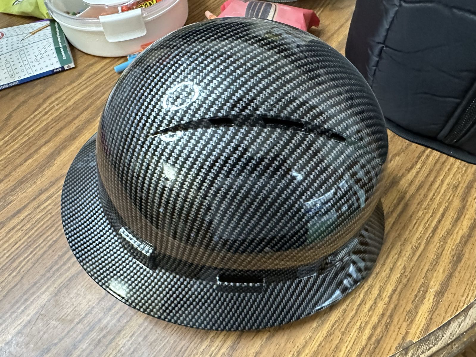 TUTU Carbon Fiber look Hard Hat Full Brim with Ratchet Suspension - Lightweight & Durable Safety Helmet