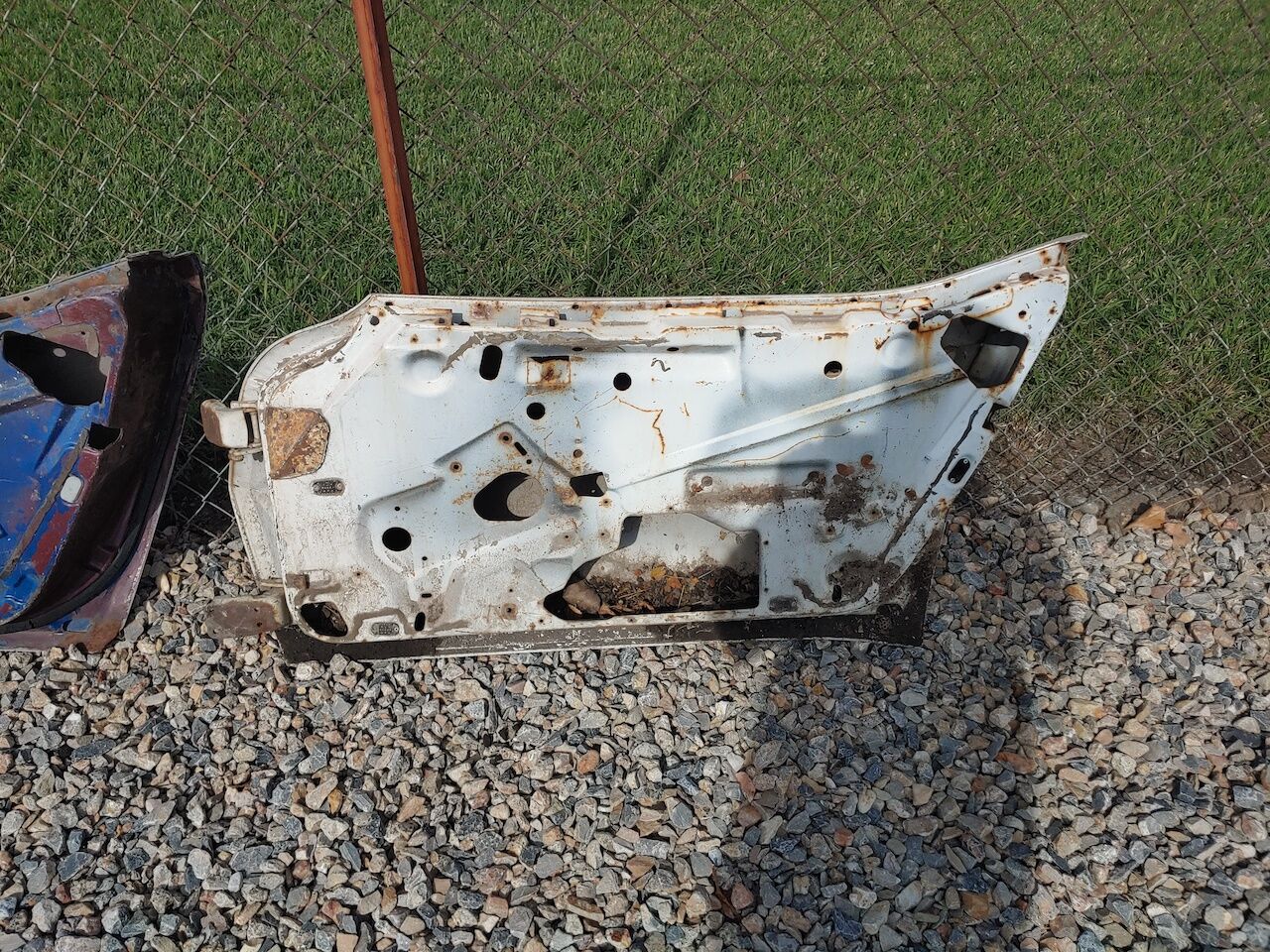 Main image 18