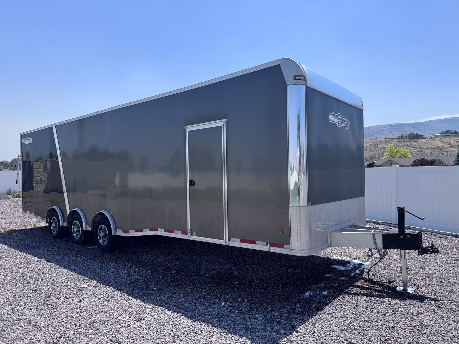 37x8.5 high country