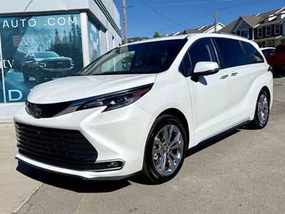 2024 Toyota Sienna Platinum 7-Passenger