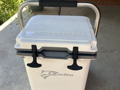Coho 25 Quart Hard Cooler in White - Portable with Handle