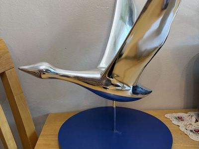 Grey Goose Chrome Flying Goose Bottle Glorifier Display Statue Bar Decor, 18-inch tall