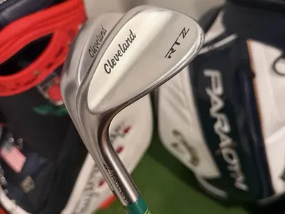 Pair Left Hand Cleveland RTZ 52/58° Mid Wedges 1° Strong SteelFiber 110g Stiff Mint