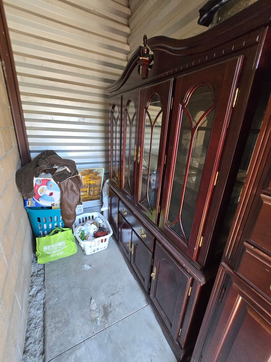 China cabinet for sale!! Need it gone asap!!