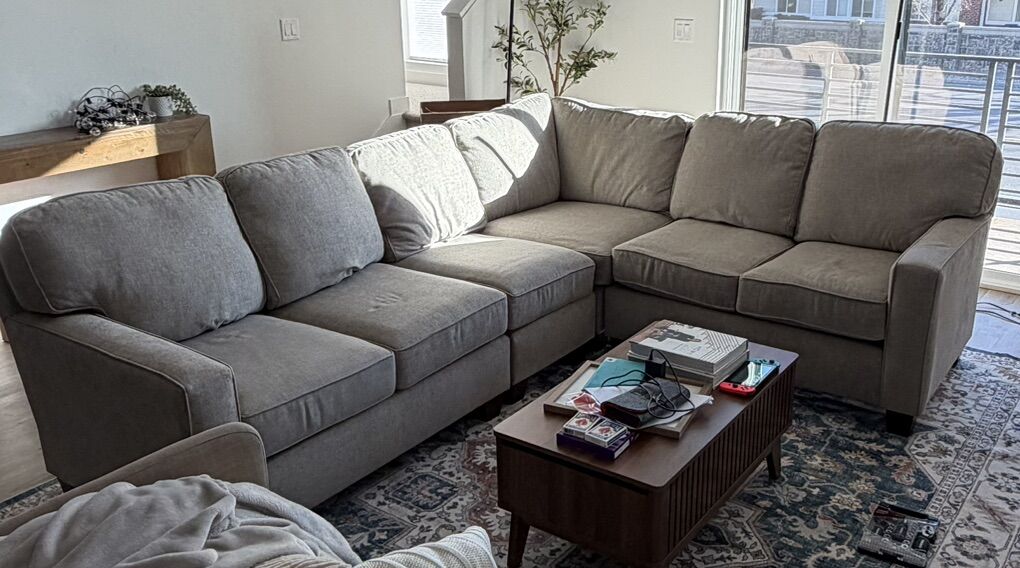 Couch/Sectional