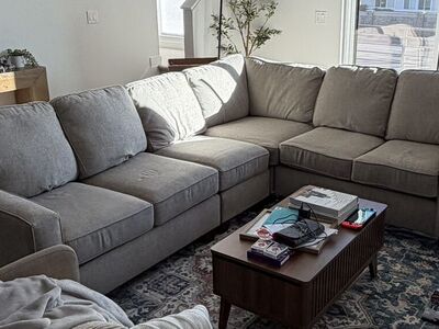 Couch/Sectional