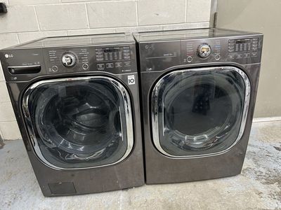 LG dark stainless washer and gas dryer set