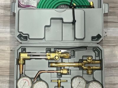 CHICAGO ELECTRIC OXYGEN & ACETYLENE WELDING KIT