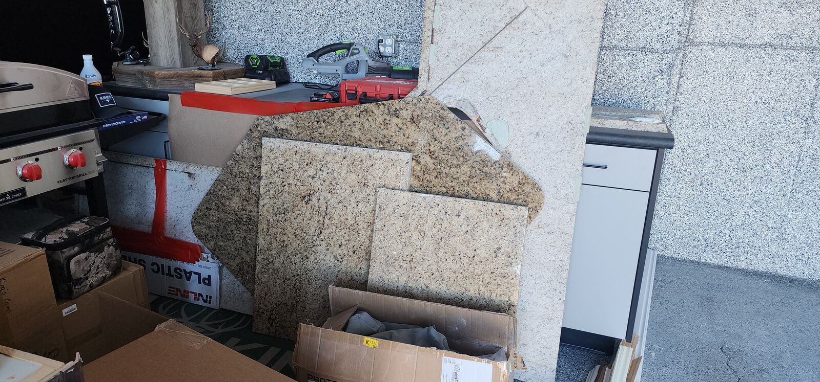 Cabinets & Granite counters