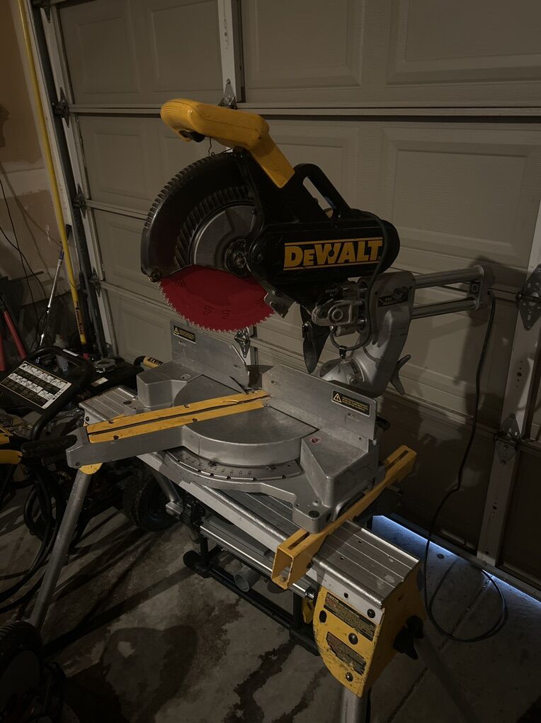 Dewalt 12 Inch Sliding Compound Saw