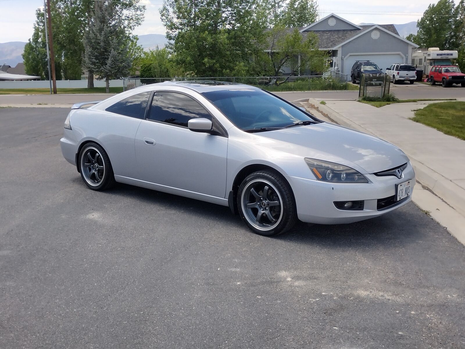 2005 Honda Accord EX V-6 w/Navi