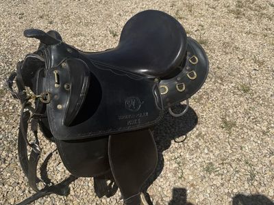 Australian full saddle 16 inch