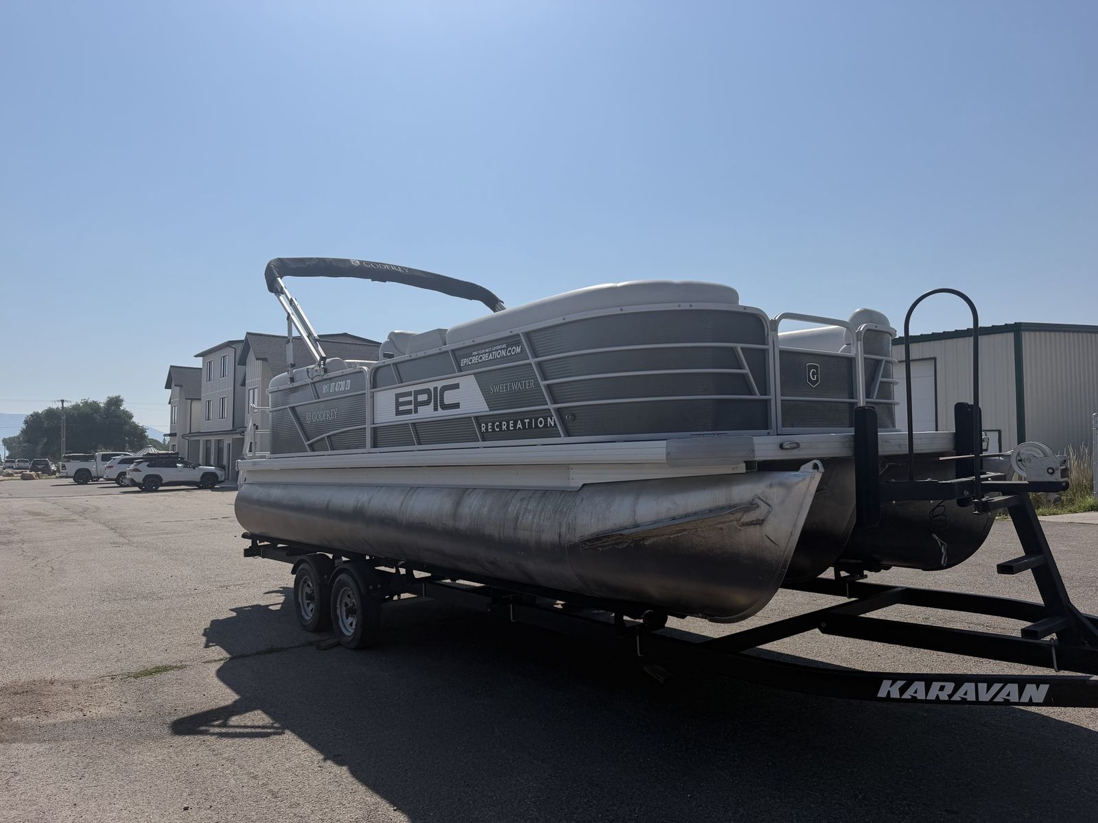 2022 Godfrey SweetWater Tritoon 2286 OBO