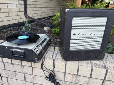 Working record player, Califone model 1920 w removable speaker and microphone input, vintage