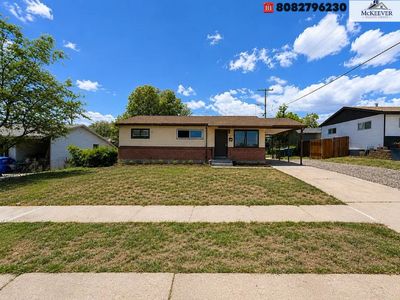 Updated 5 Bedroom Home for Rent Spacious Backyard & Modern Updates