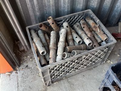 Scaffolding pins