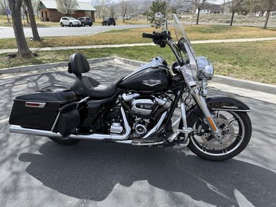 2021 Harley Davidson Road King, Excellent Condition, Lots of Upgrades