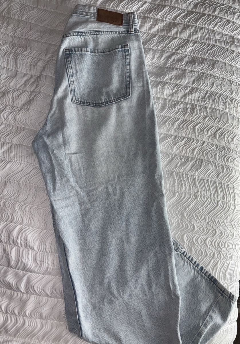 Aeropostale Women's Light Wash Denim Jeans Size 12