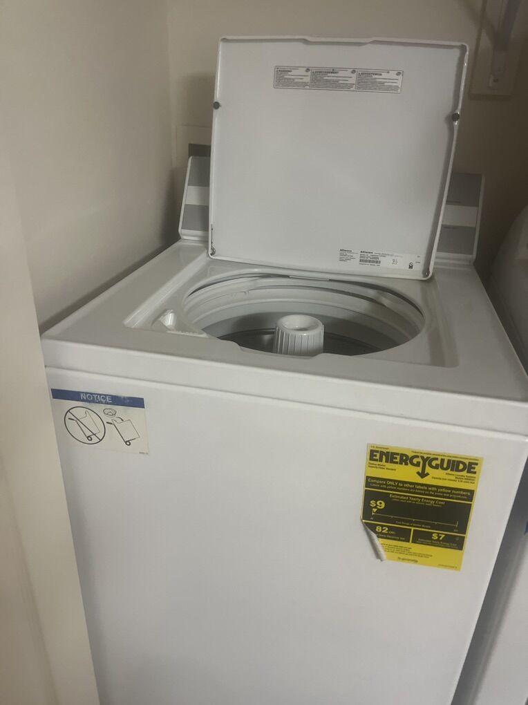 SpeedQueen Top Load Washer