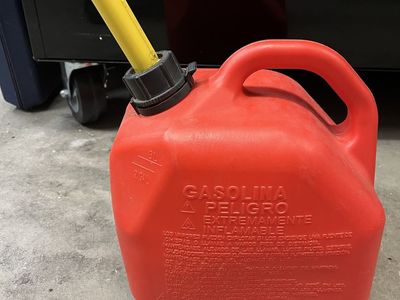 Gas can plastic 2 gallon