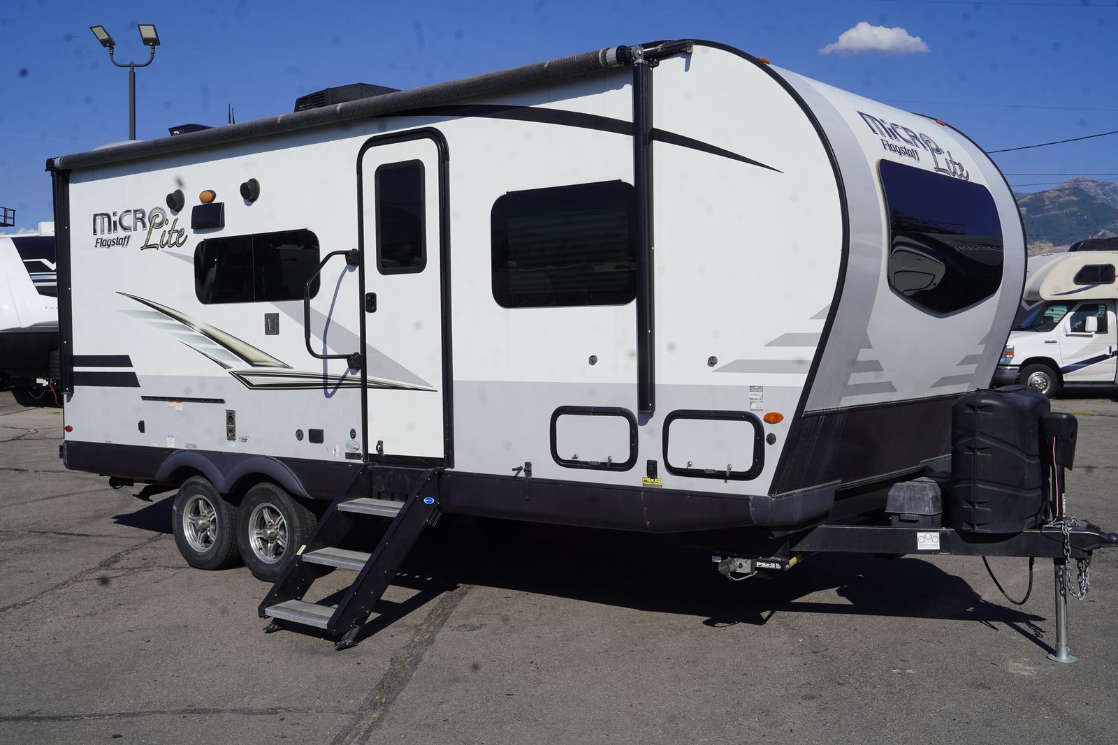 2020 Flagstaff Micro Lite 22 TBS