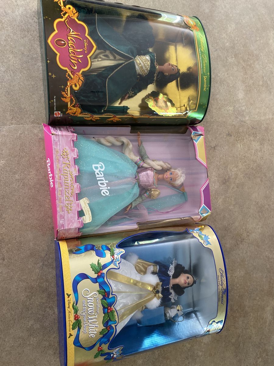Barbie Princesses Jasmin, Rapunzel, Snow White