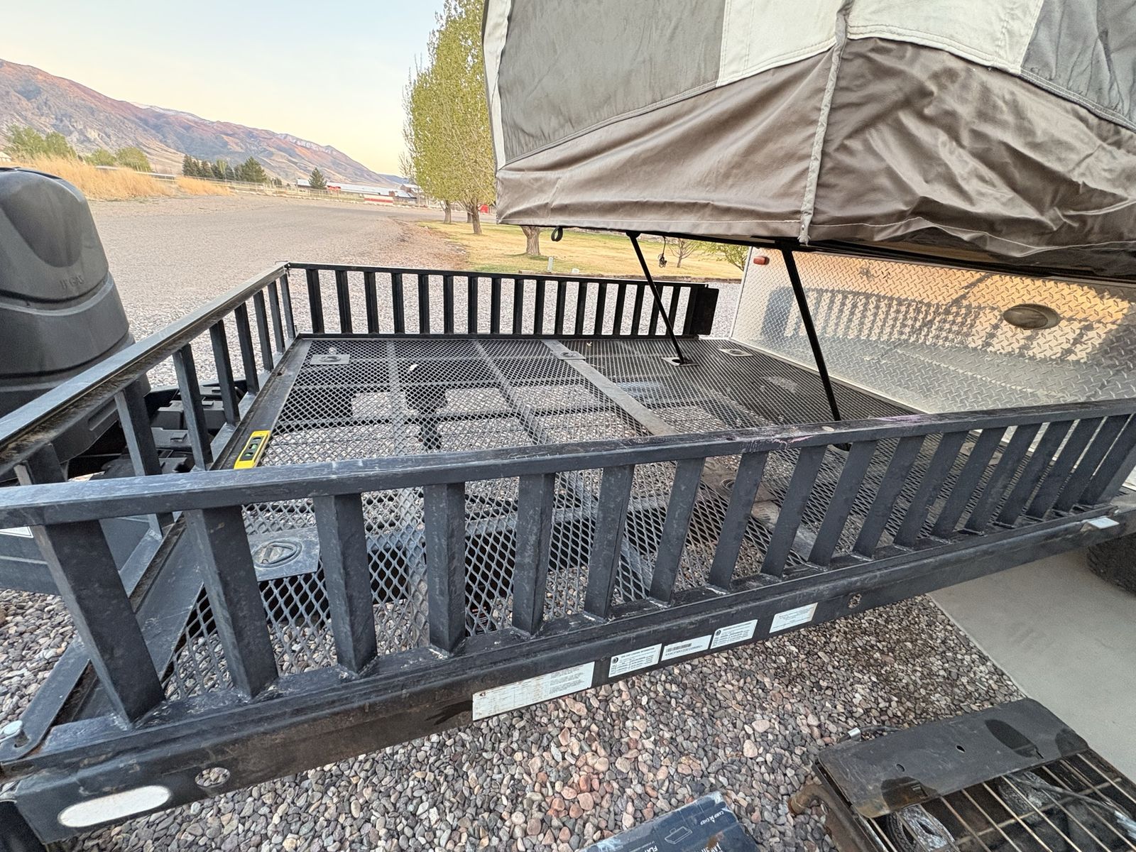 2014 Rockwood Freedom 282TXR – Toy Hauler Pop‑Up Trailer