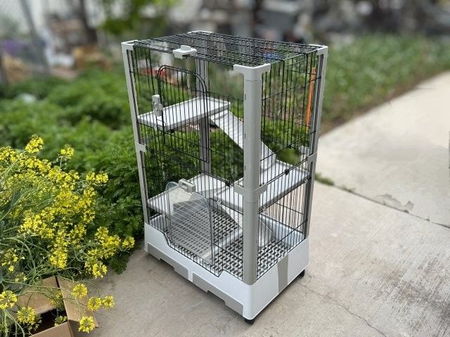 Deluxe 4-Level Rolling Pet Condo like New
