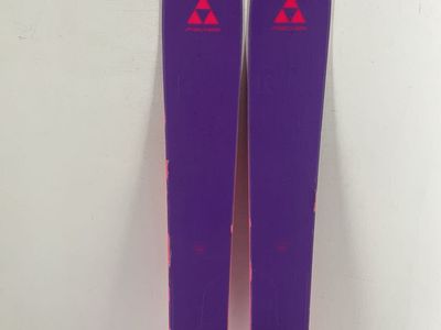 2026 Fischer Women's Ranger 102 w/ Marker Squire 11 Demo Bindings