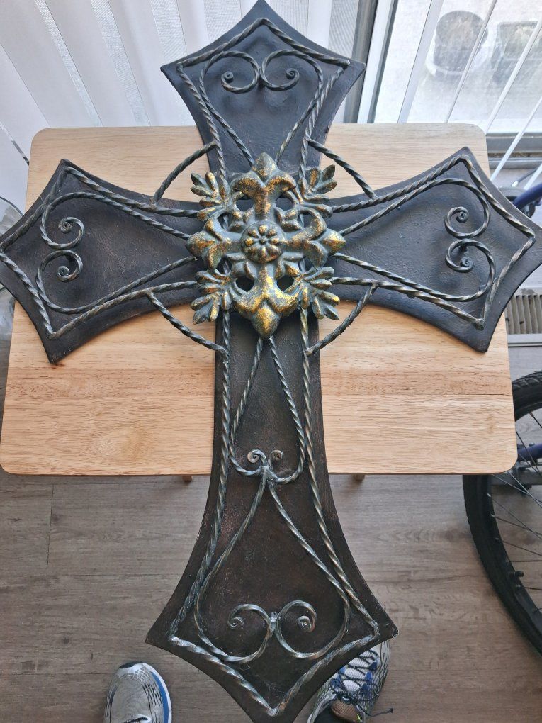 Main image 2