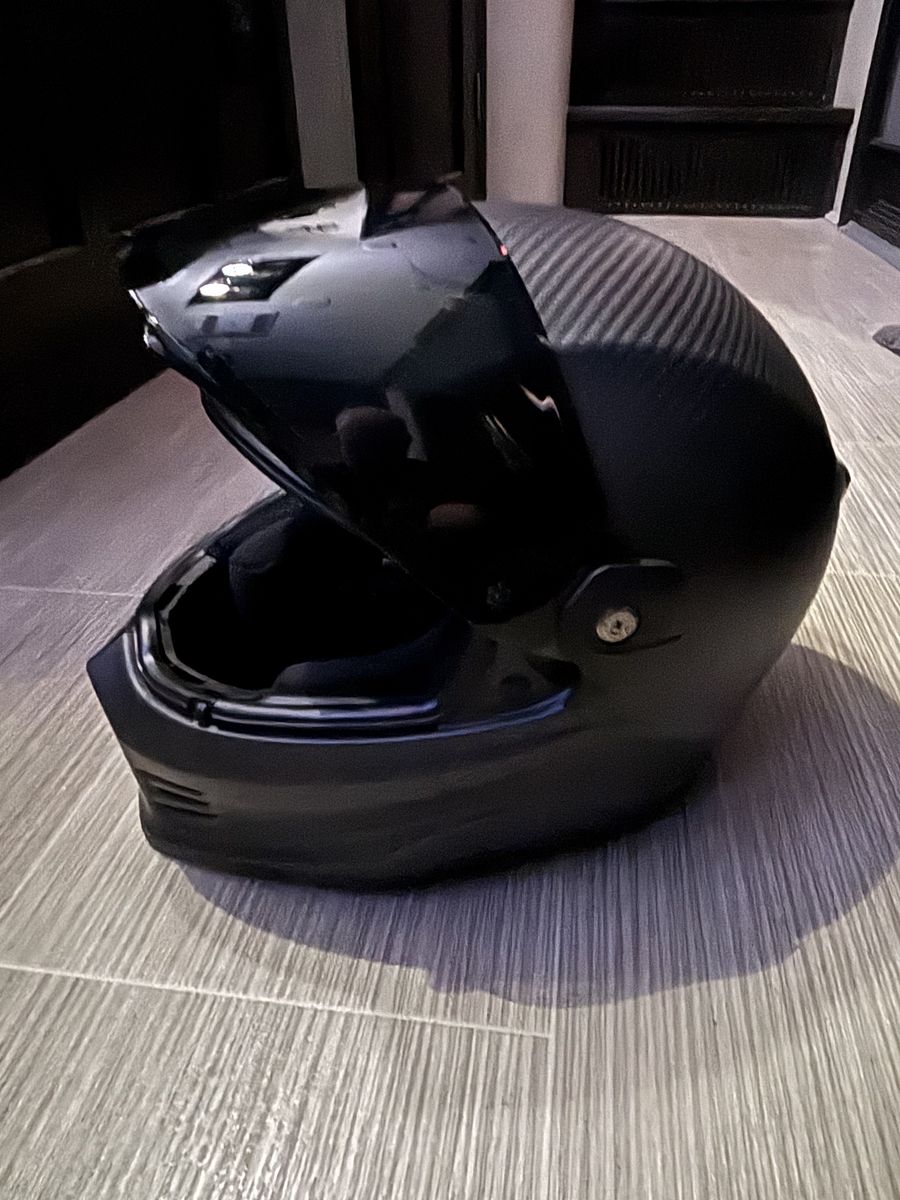 Main image 3