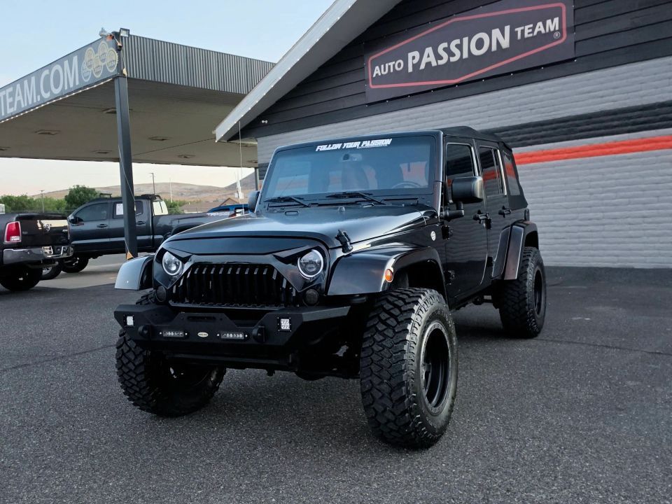 2017 Jeep Wrangler Unlimited Smoky Mountain