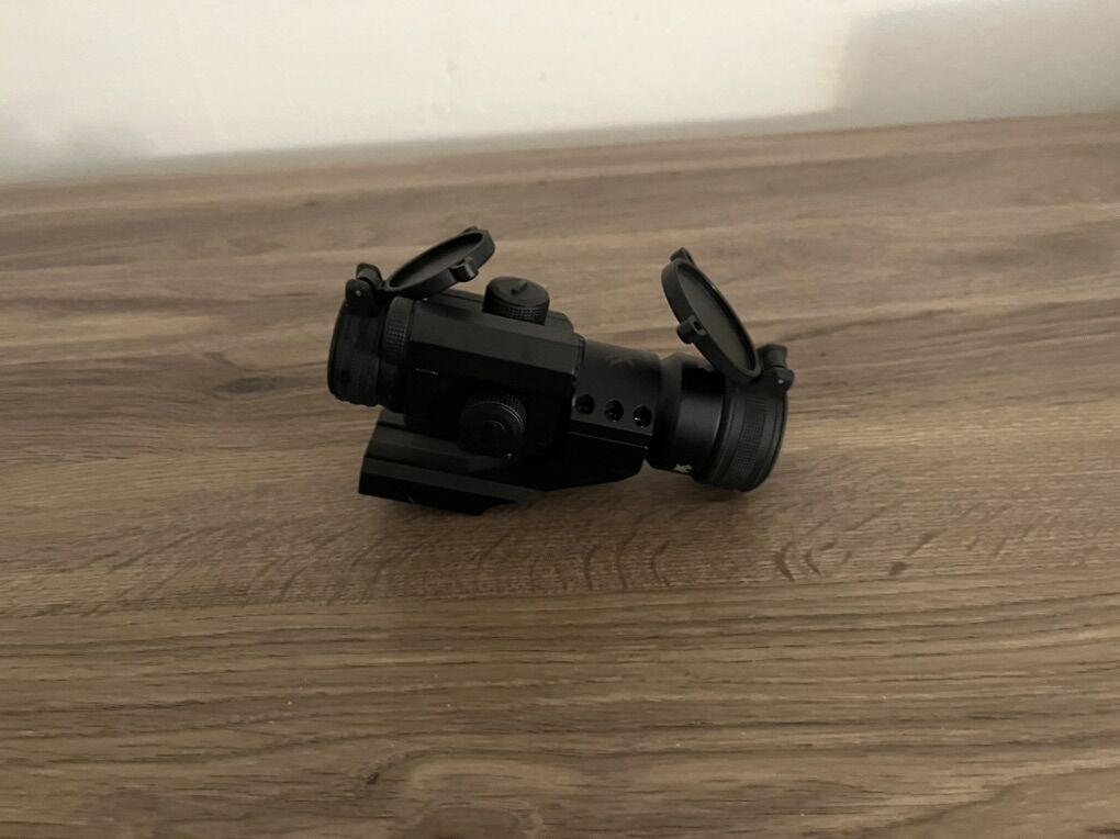 Vortex Strikefire II red dot