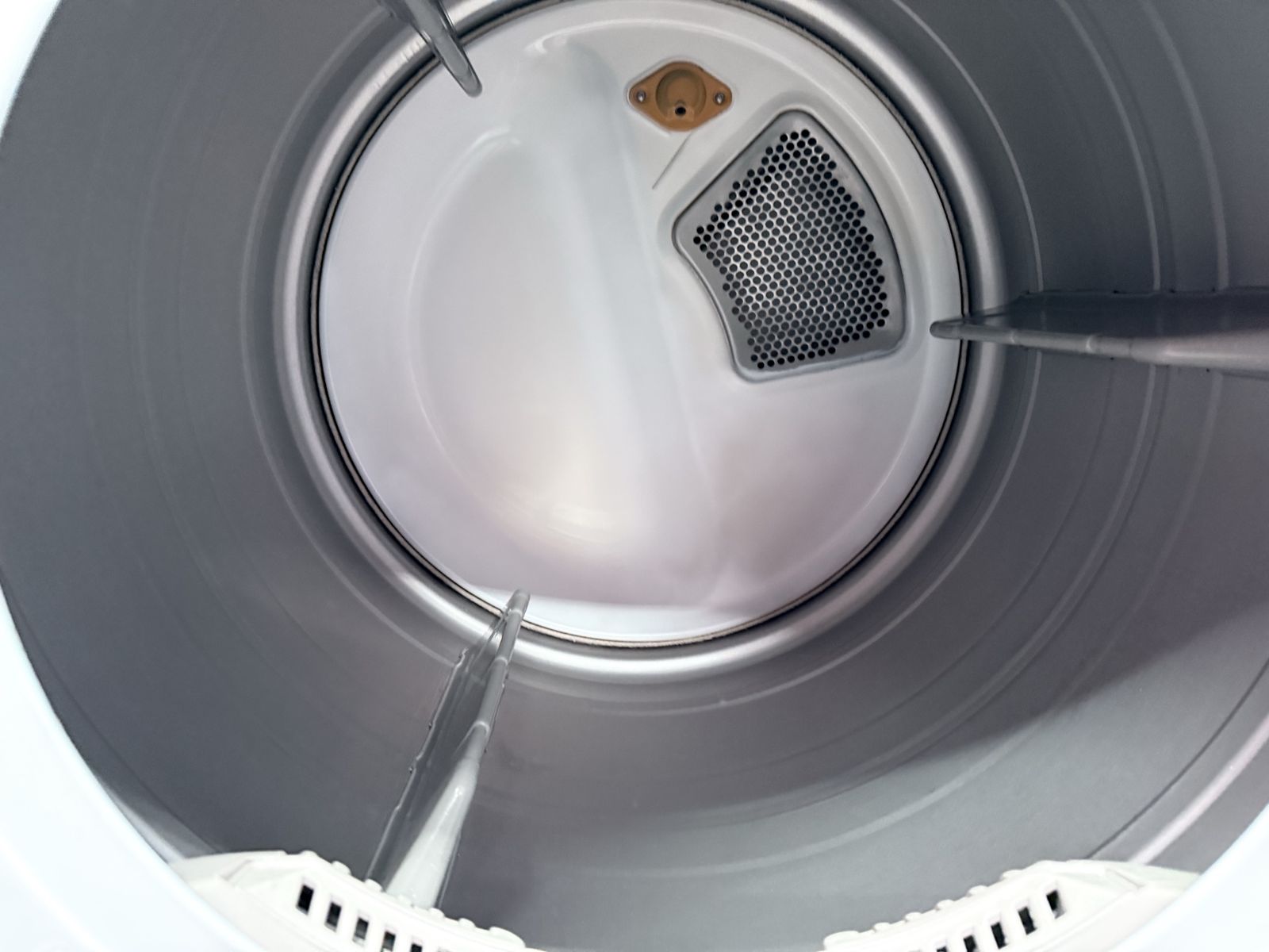 Main image 6