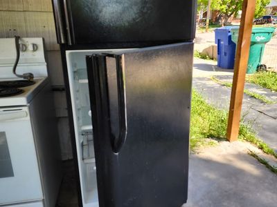 Fridge and Electric Range Oven